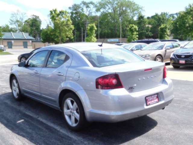 2013 Dodge Avenger SE 4dr Sedan